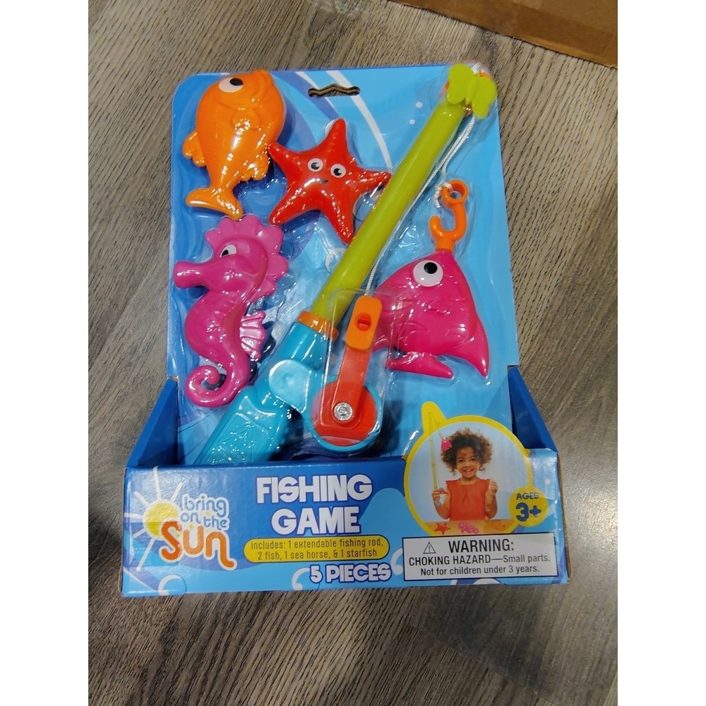 Bring on the Sun Fishing Game 5 Piece Toy Set Extendable Rod Fish Seahorse NEW
